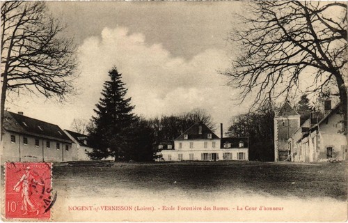Cpa nogent sur - nogent-sur-vernisson, ecole